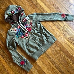 2006-ish Lucky Brand embroidered/patches zip-up hoodie size Small